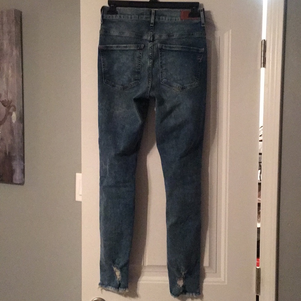 JEANS - Picture 6 of 8
